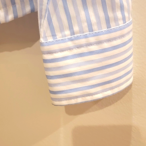 Ann Taylor button down shirt - Picture 6 of 6